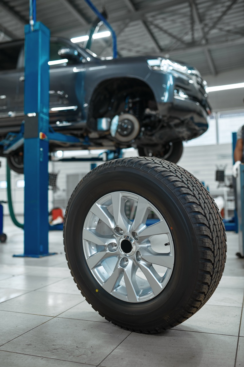 Tire and wheel service